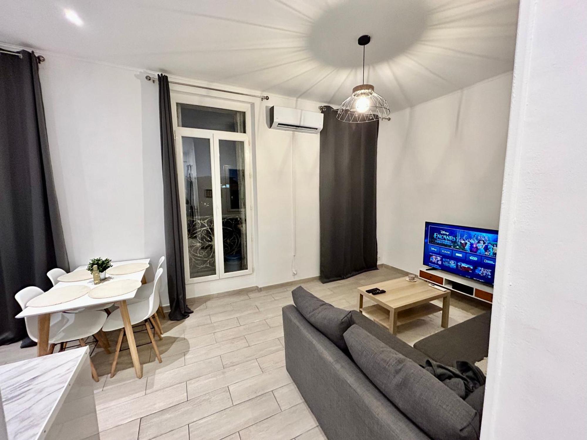 Lumineux 2 Pieces - Centre-Ville Climatise - Netflix Prime Canal - Bien Place Marseille Bagian luar foto