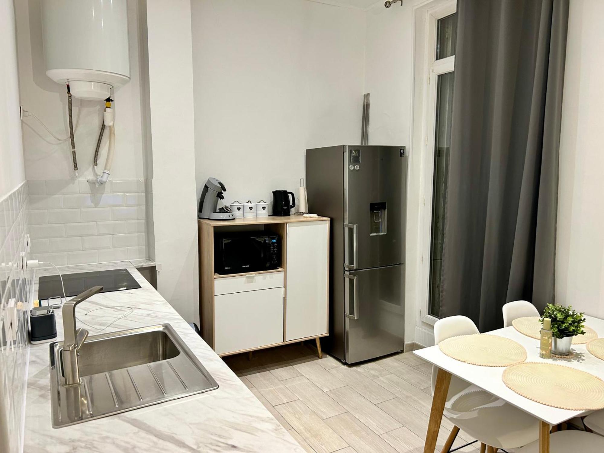 Lumineux 2 Pieces - Centre-Ville Climatise - Netflix Prime Canal - Bien Place Marseille Bagian luar foto